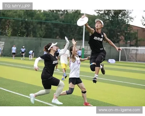 武汉飞盘队在世界滑板锦标赛中以62分稳居积分榜首位