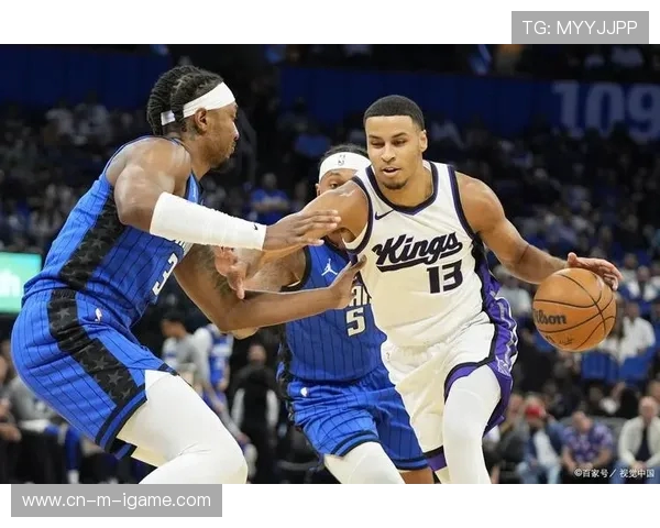 NBA季前赛精彩对决太阳队与国王队的激烈碰撞即将上演