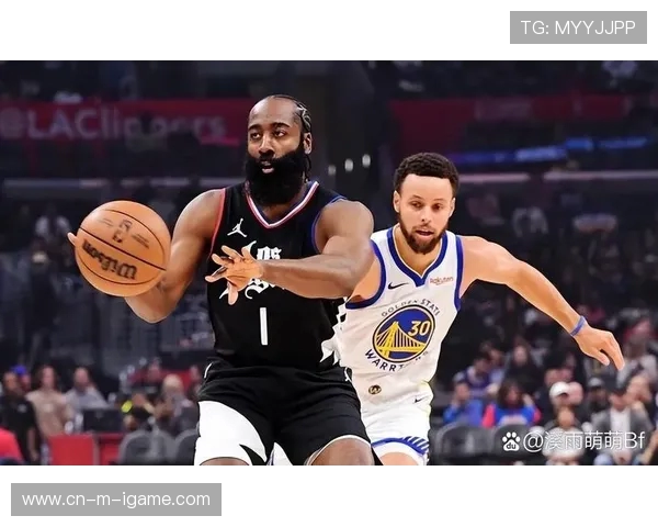 勇士与掘金精彩对决回顾NBA赛季4月3日的激烈战况分析