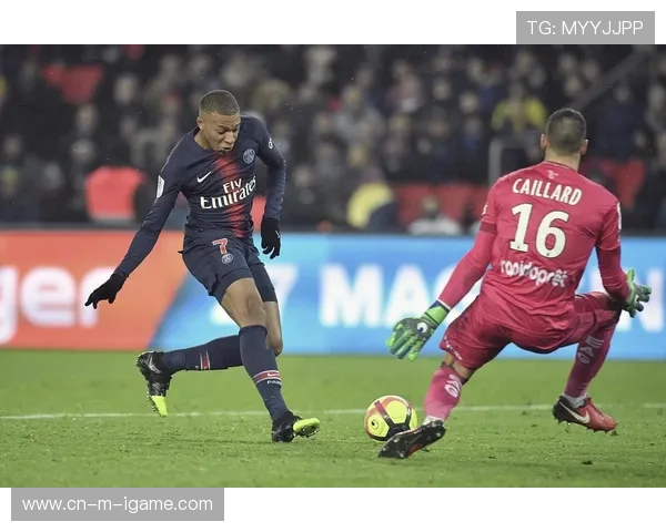 巴黎与甘冈的对决结果揭晓精彩瞬间回顾与分析 巴黎与甘冈的对决结果揭晓精彩瞬间回顾与分析